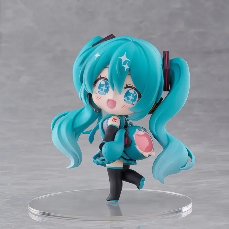Statue GK / Figurine d'art Chi - Desk Setup With Tv avis et prix