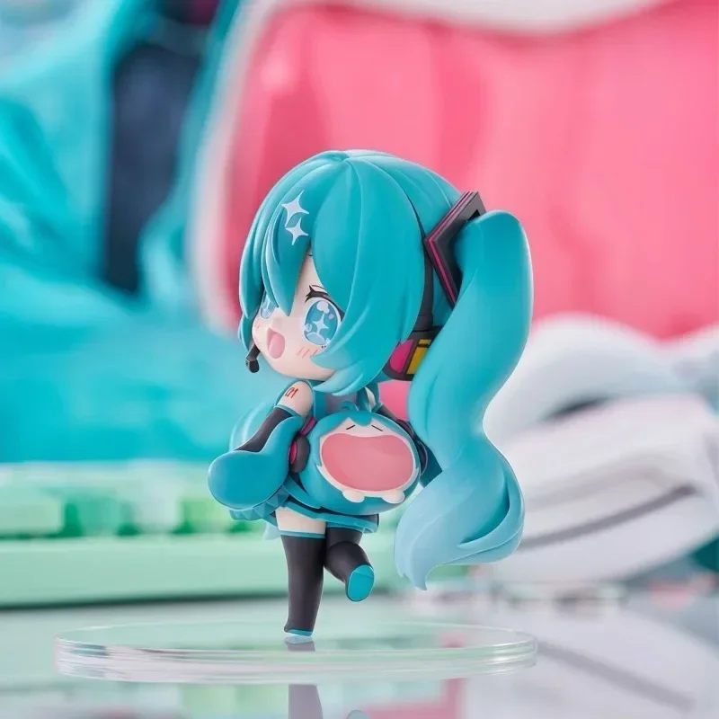 Statue GK / Figurine d'art Chi - Desk Setup With Tv avis et prix